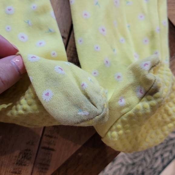 George bodysuit 18-24 month yellow with flowers - Picture 4 of 11